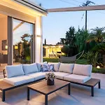 Вилла Phillyrea Luxury *