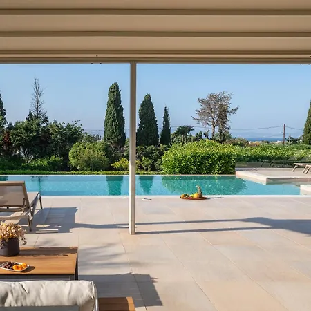 Villa Phillyrea Luxury *