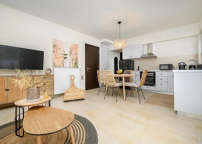 Вилла Phillyrea Luxury *