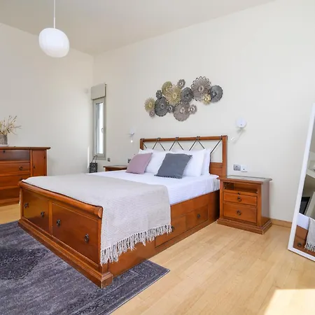 Phillyrea Luxury Kos-stad